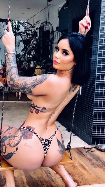 Sabrina-Bellini-ACOMPANHANTE-DE-LUXO-TATUADA (5)